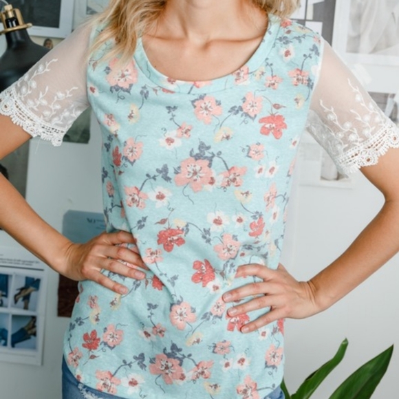 Tops - Floral Lace Sleeve Tee